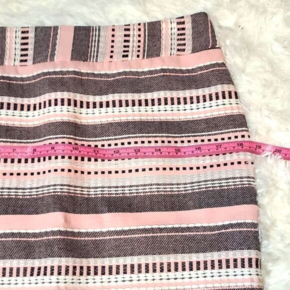 Loft Pencil Skirt Size 6 - Picture 6 of 8